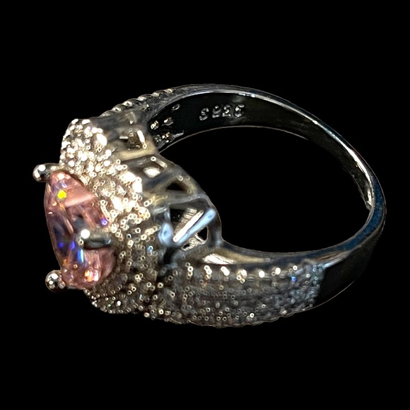 925 Silver Pink Heart Ring - Picture 8 of 9